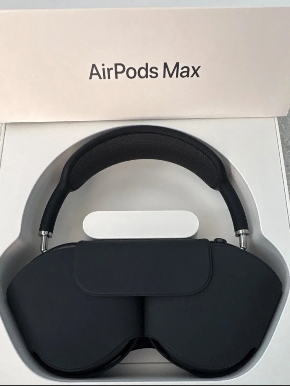 Apple AirPods Max – Midnight – Includes Smart Case